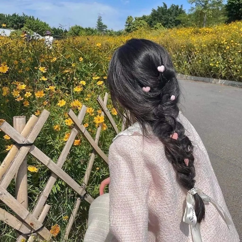祝福的钟声海报