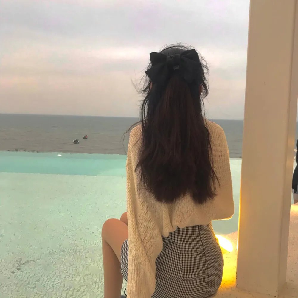 镭射小队海报